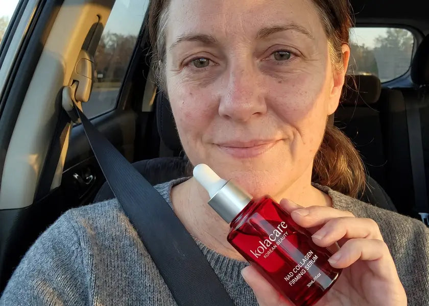 Andrea W. mit dem Serum im Auto